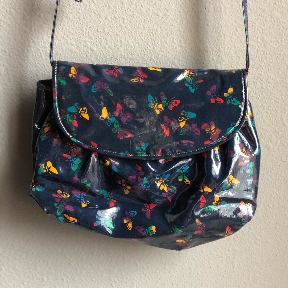 BLACK BOTTEGA VENETA BUTTERFLY Vinyl Crossbody Bag VINTAGE 80’s - Picture 3 of 9